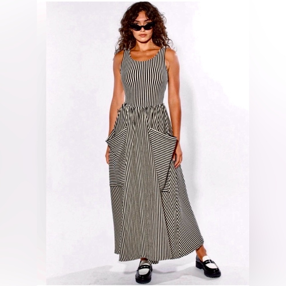 Fashion Brand Company striped dress with giant pockets